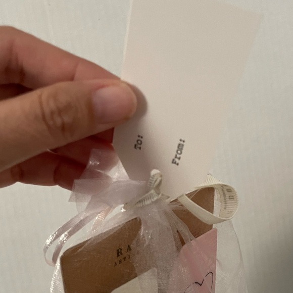 🩷 Rae Dunn Heart Ceramic Mug Gift Set with 2 Mini Spatulas - Heart & Mom - NWT - Picture 7 of 8